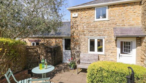 Tiddlers Cottage - Photo 1