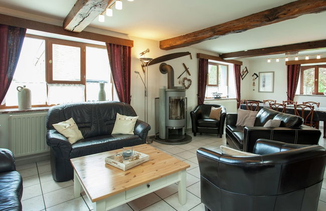 Cozy Family Home in Humain - Photo 17