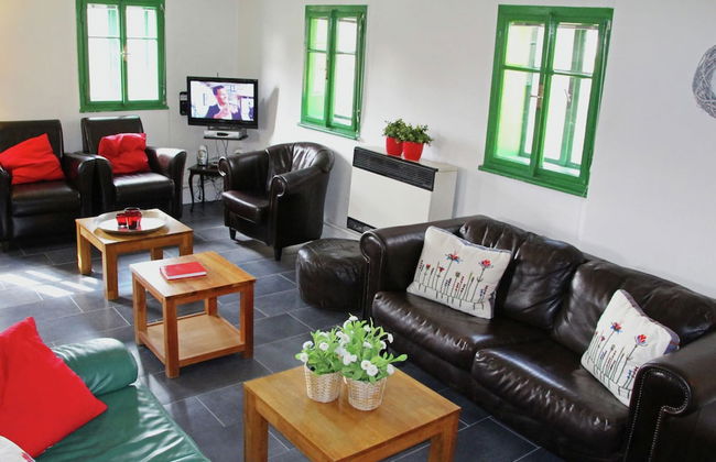 Authentic Holiday Home with Garden near Trutnov - Foto 13