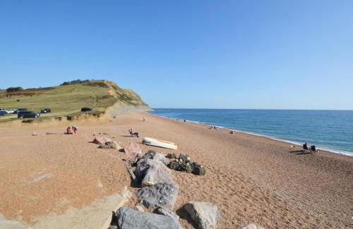 3 Bed in Bridport oc-dc049 - Photo 29