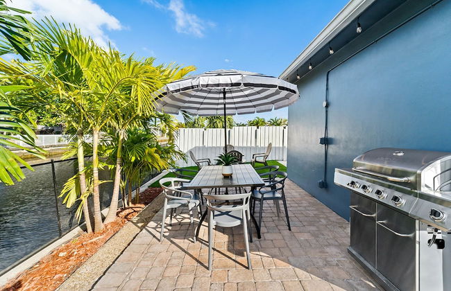 Peaceful 5BR -waterway Views & Private Heated Pool - Foto 27