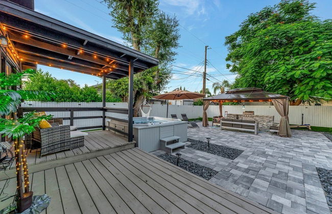 St. Pete Family Bungalow & Private Oasis - Foto 22