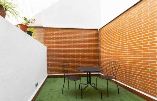Regency IV - Ferga Suites - Photo 9