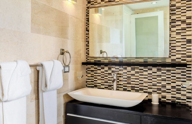 Watermark Luxury Oceanfront All Suite Hotel - Foto 31