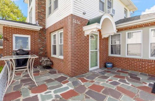 AC 6BR 2BA Quiet Retreat Central Location - Foto 13