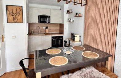 Ski, confort famille, appartement Cosy, Vue montagne,piscine,parking - Foto 8