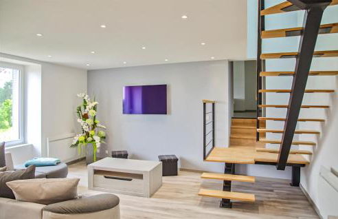 Gorgeous Home In Ussel With Wifi - Foto 2