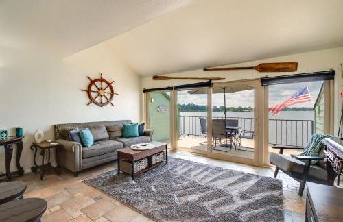 Lake Conroe Condo Balcony, Views and Pool Access! - Photo 4