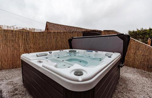 Large 7 Bedroom House for Families and Work Crews Hot Tub Parking Wi-Fi sleeps 17 - Foto 59