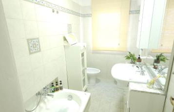 La CasEtta Bilocale Centrale con Terrazza ParkFree Wifi MiniPC PS4 AC - Foto 18