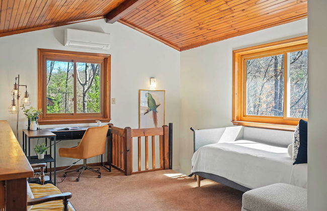 Pirate-themed Lakefront Home w/ Kayaks, Game Room, Views & Hidden Treasure Hunt - Foto 22