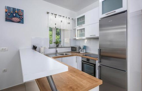 3 Bedroom Amazing Home In Plomin - Foto 4