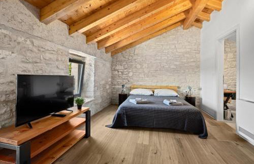 Casa 42 pet friendly for 9 people in Central Istria with salt - water pool - Foto 6