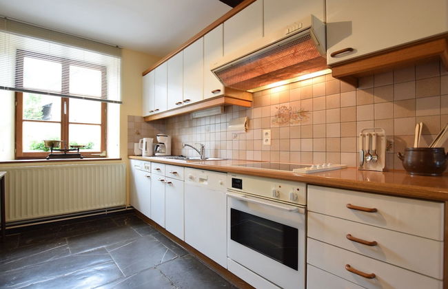 Cozy Weris Cottage Retreat - Photo 4