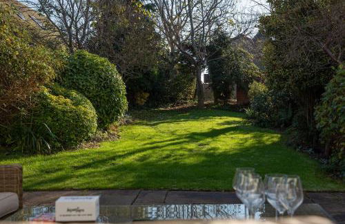 Oxfordshire Country Escape, 3 Bed Getaway - Photo 54