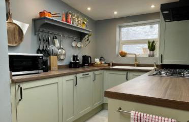 Globe Cottage - Photo 1