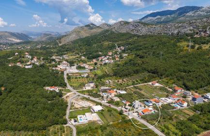 Apartment Gironi with Pool, Jacuzzi - Photo 49