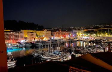 Nice Port, French Riviera - Photo 21