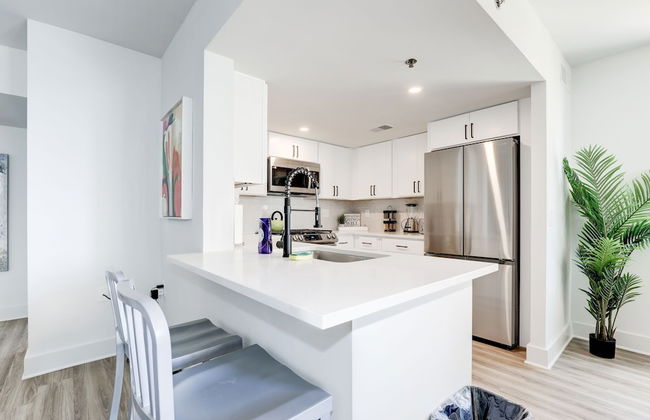 Elegant 2BR Apartment Minutes From DC - Foto 46