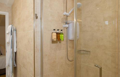 Hillside Studio - Photo 14