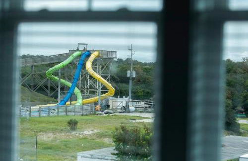 Luxury Beach Condo 5 Min Walk to Beach & Shops! - Foto 40