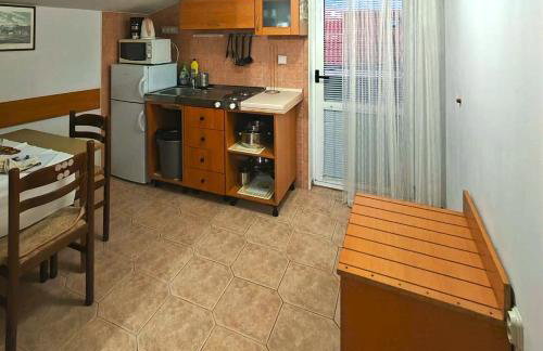 Apartments Turan Centrally Located with Free Parking - Photo 16