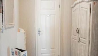 Fuchsbau Leipzig-Schkeuditz - Photo 2, wardrobe