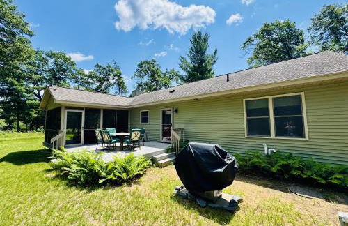 Pool and Beach Access! Lake Arrowhead Hideaway - Foto 25