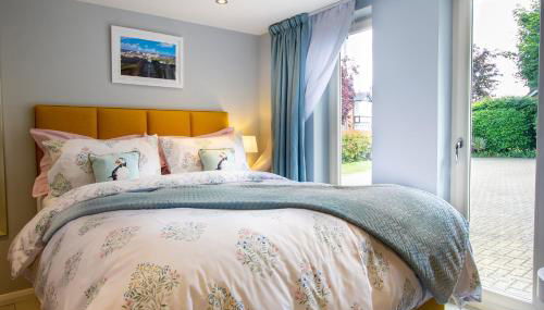 Stylish Studio-Walk to Windsor/Eton/Thames with Car Park - Foto 2