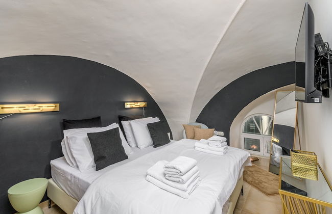 Nina Luxury Apartment - Photo 5