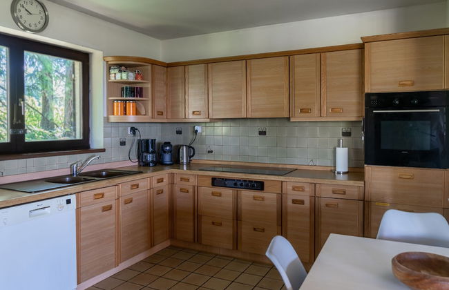 Typical Ardennes Chalet With hot tub - Foto 10