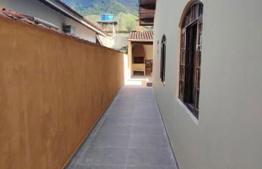 Casa piscina com ozônio churrasqueira perto da praia - Foto 16