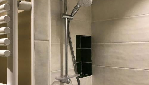 Maison d'Alice - Centre-ville de Cluny avec parking - Foto 5