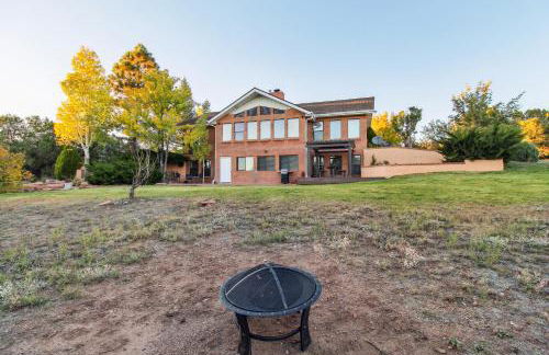 Patio, Grill and Fire Pit Show Low Escape! - Foto 26