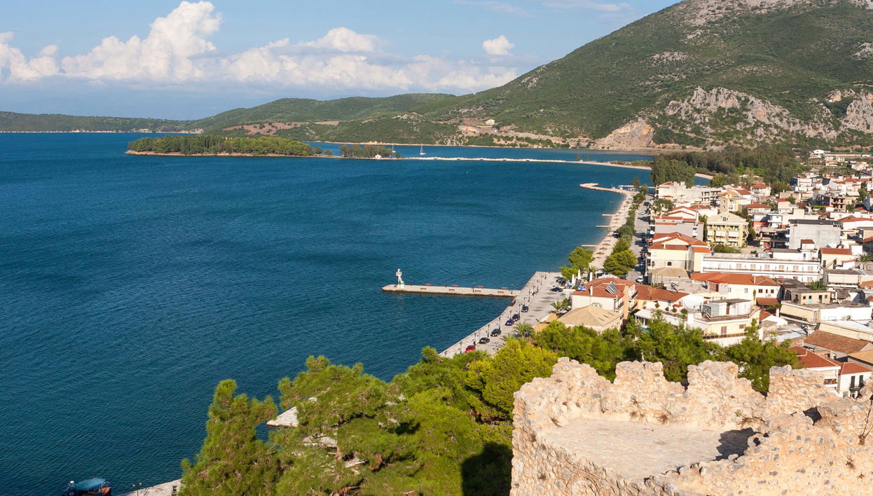 Passeio de barco pelo golfo de Arta