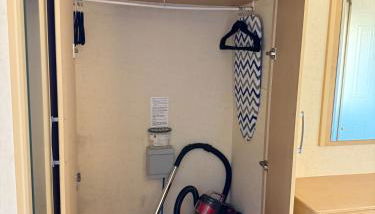 Captivating 2-bed Static Caravan in Holyhead - Foto 4