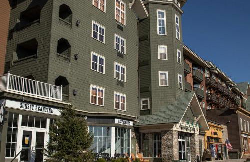 Snowshoe Village Ski-in - Ski-out Condo w Hot Tub - Foto 63