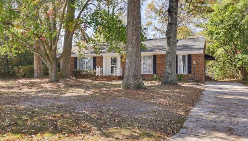 Comfort and Convenience! Home 3 Mi to Dtwn Wilson - Foto 3