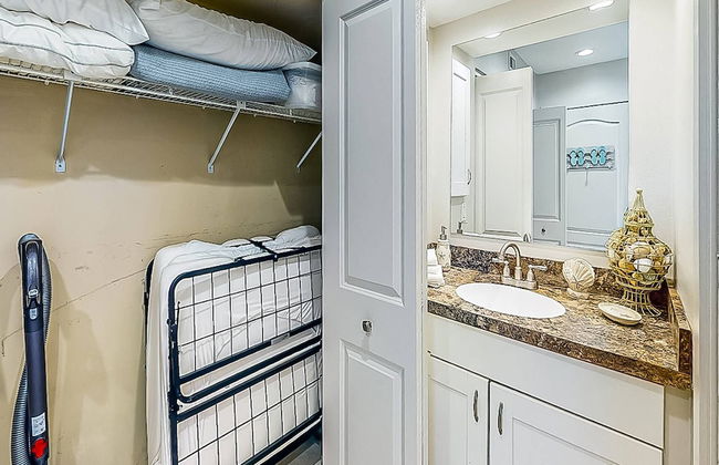 Our House at the Beach Lakeside - Photo 44