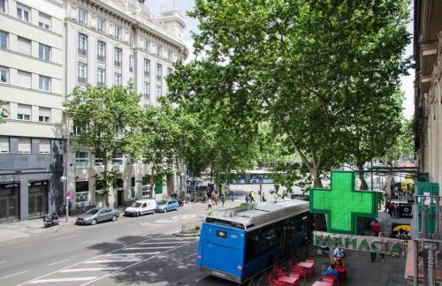 Stunning Stylish 4BD 3BTH - City Center-Atocha - Photo 41