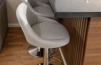 Spacious 4BR Reading House - Sleeps 8 - Free Parking - Photo 8