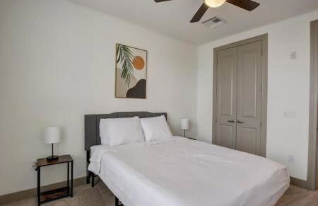 Modern 2BR CozySuites on Town Lake waterfront 13 - Foto 9