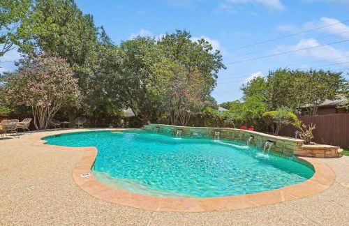 Colonial Style Retreat ft Pool Cinema jacuzzi - Foto 36