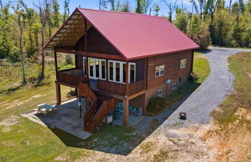Fun fishing river cabin 23mi to beach with private dock 3BD 2BA - Foto 32