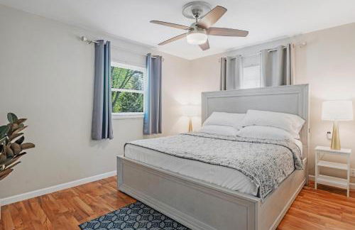 Charming entire ranch home with free parking - Foto 8