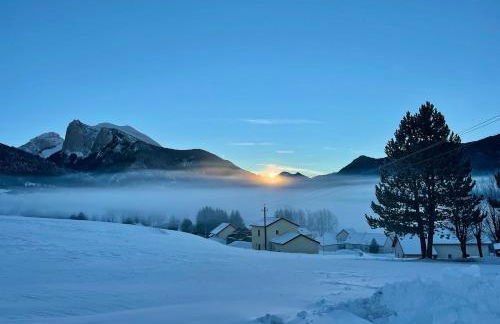 Chalet cosy dominant le village - Foto 15