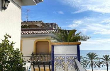 Cal SalMaré seafront apartment with rooftop terrace and pool - Photo 16