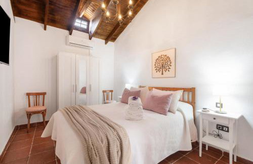 La Casita De Conchita - Photo 9