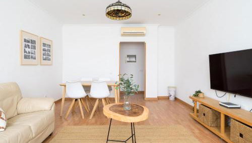 Moderno piso de 3 habitaciones cerca de Triana - Foto 3