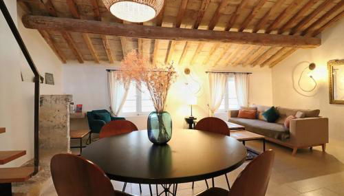 Douceur Uzétienne Appartement de Caractère Climatisé - Foto 5